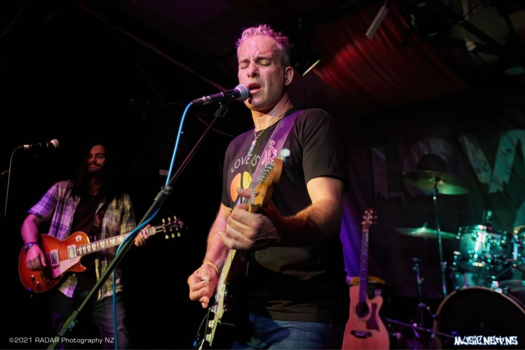 Scott Bowater Band @ Lovelands, Porirua 01/05/2021