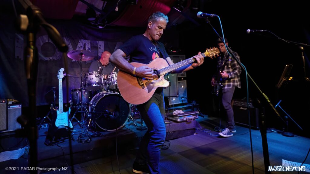 Scott Bowater Band @ Lovelands, Porirua 01/05/2021