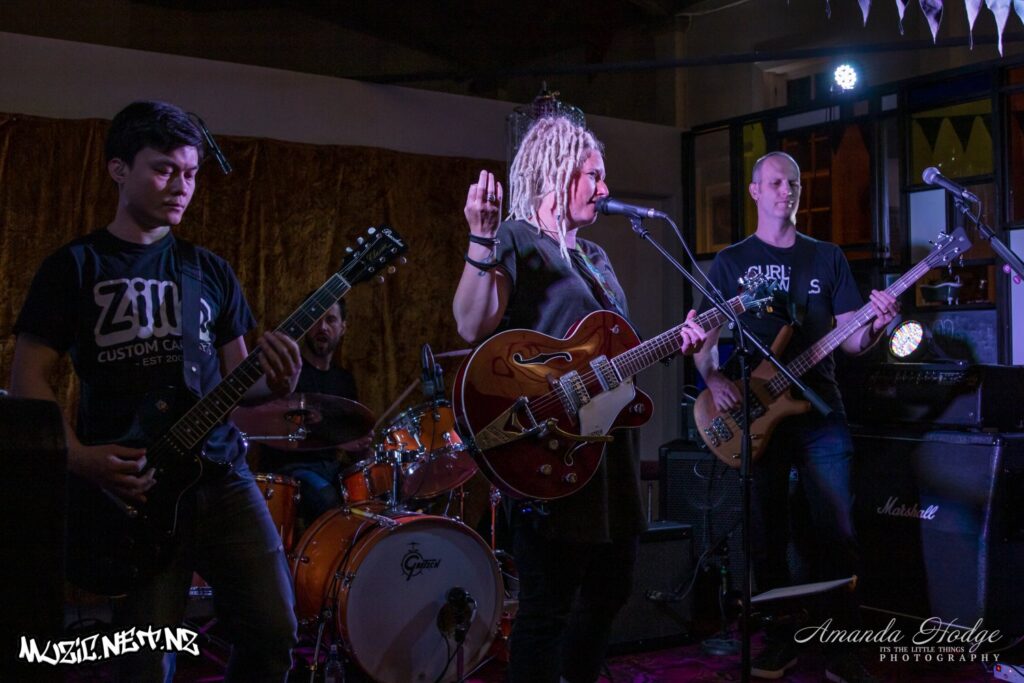 Seismic State @ Snails, Palmerston North 13/11/2021