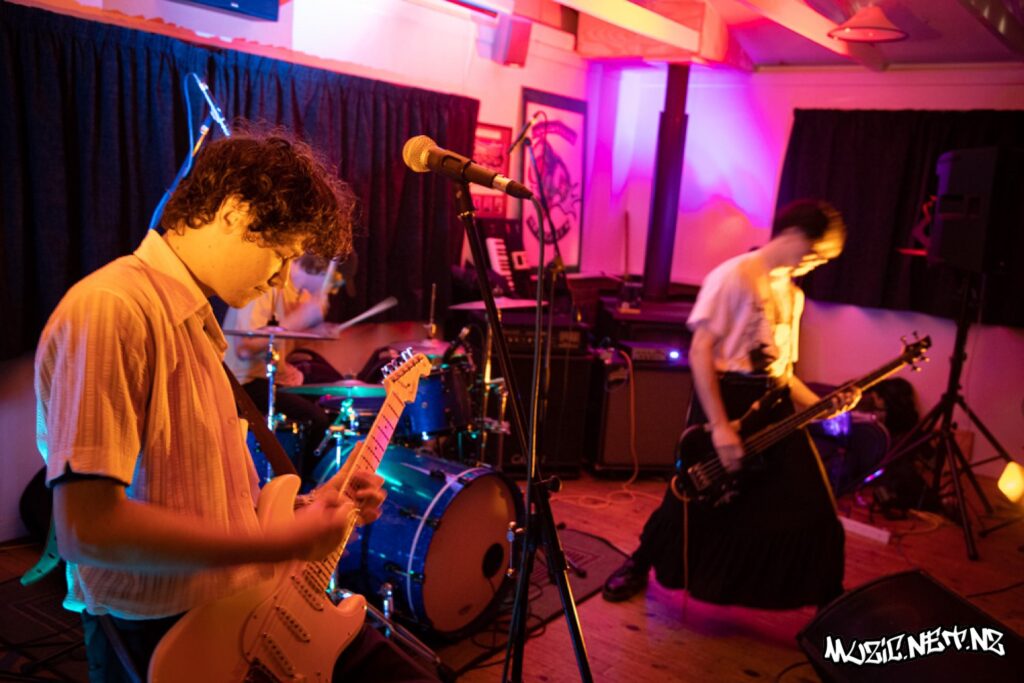 Silver Surfer @ Brighton Rugby Club, Dunedin 24/10/2020