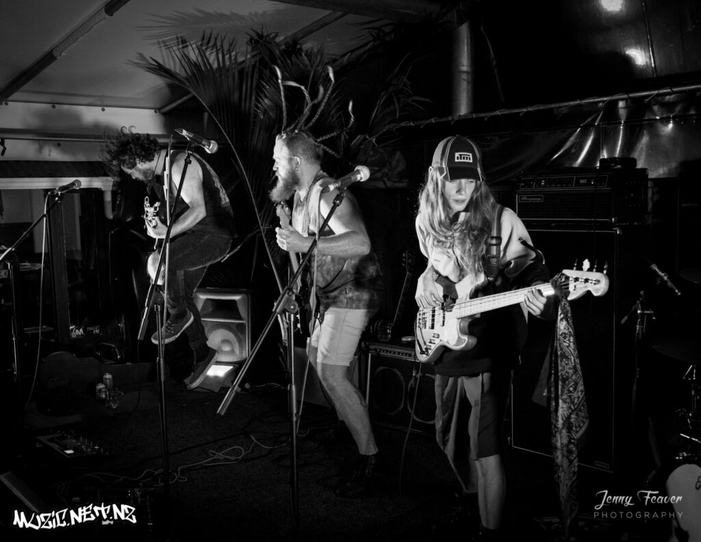 Skank Bandit @ Butlers Reef, Oakura 12/12/2020