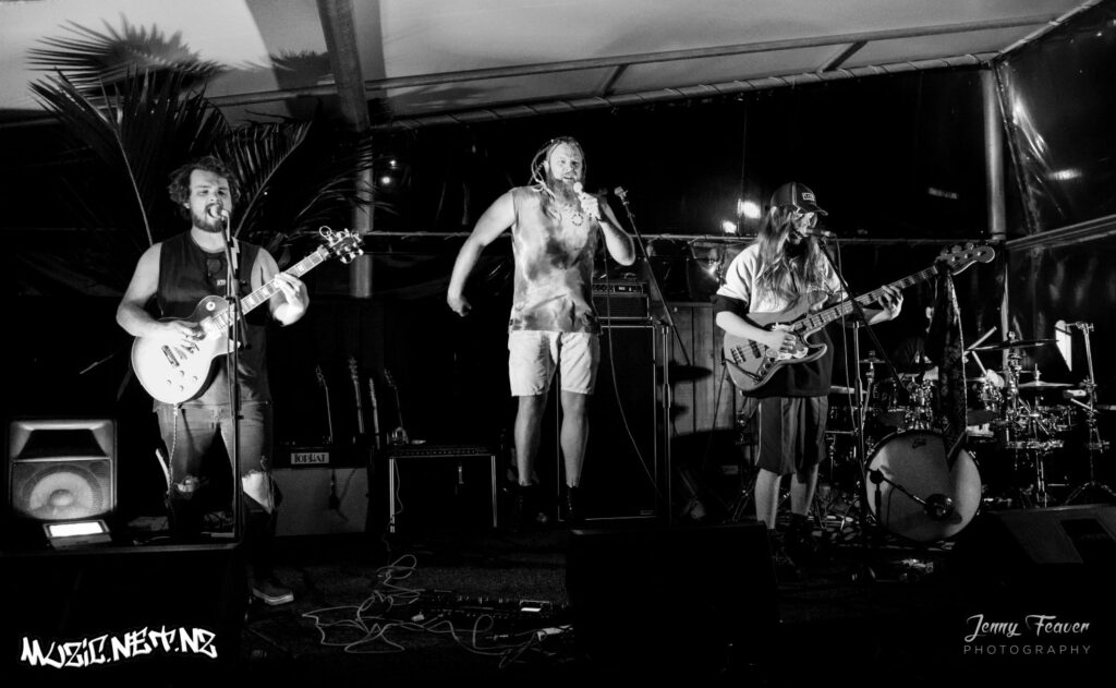 Skank Bandit @ Butlers Reef, Oakura 12/12/2020