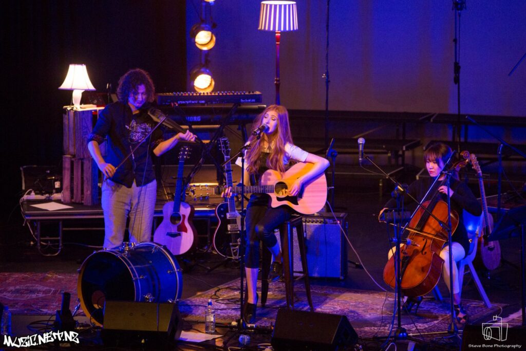 Sophie Mashlan @ Rangitoto College, Auckland 22/09/2016