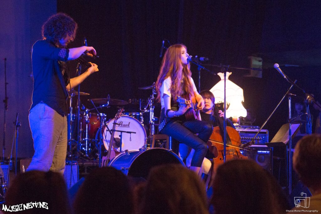 Sophie Mashlan @ Rangitoto College, Auckland 22/09/2016
