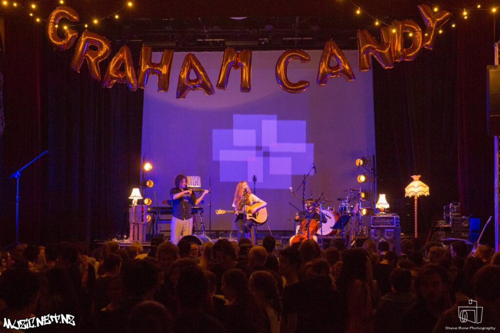 Sophie Mashlan @ Rangitoto College, Auckland 22/09/2016
