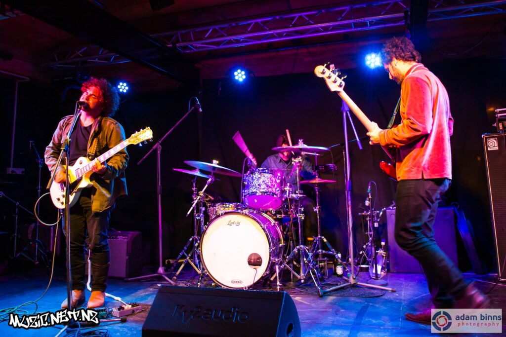 Starr @ The Captain Cook Hotel, Dunedin 22/11/18