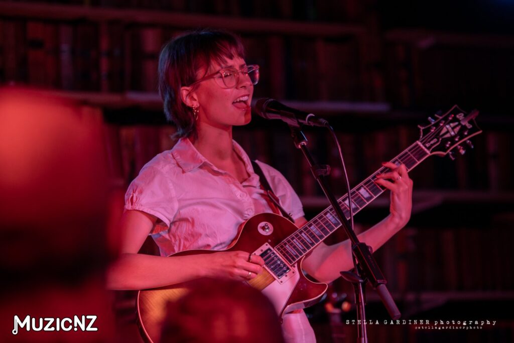Summer Henderwood @ Meow, Wellington 26/10/2024