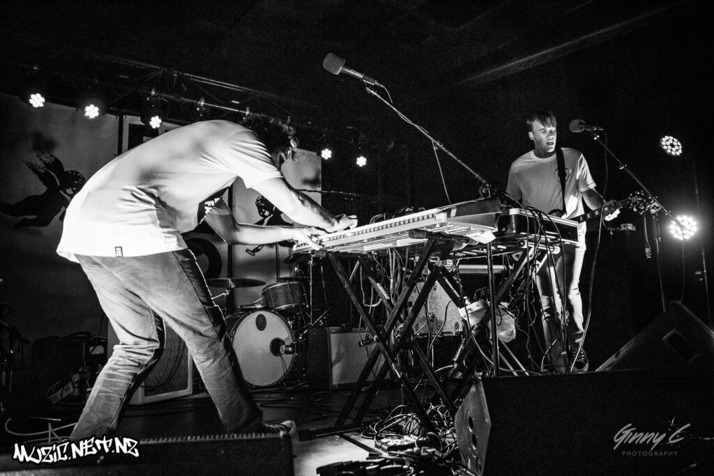 Surf Friends @ Tuning Fork, Auckland 09/04/2021