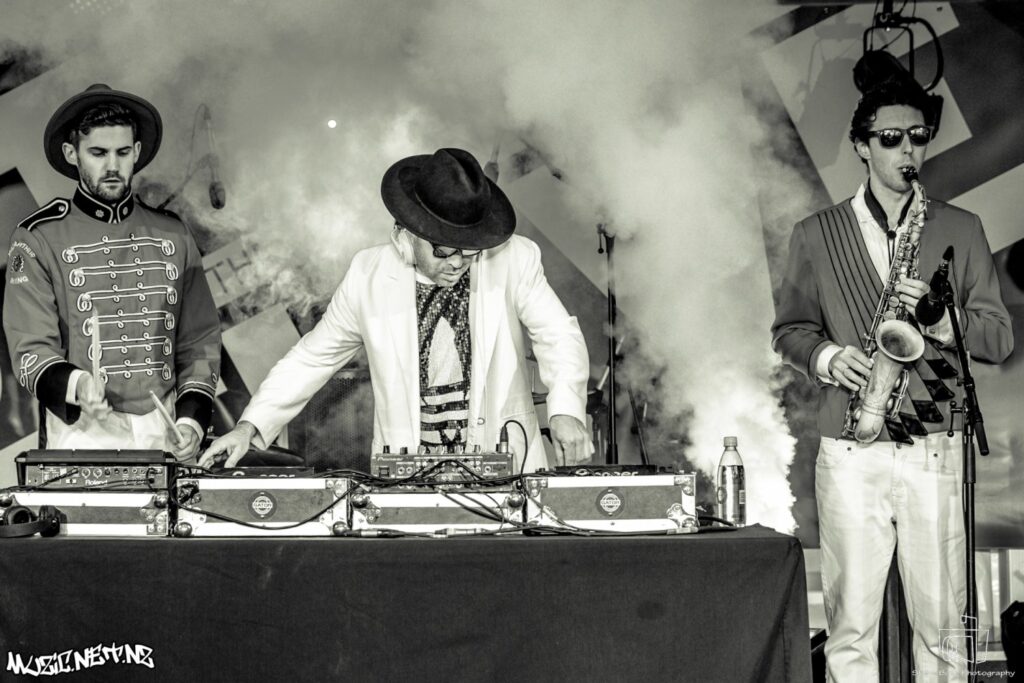 Sweet Mix Kids @ Hikuwai Plaza, Auckland 27/08/2016