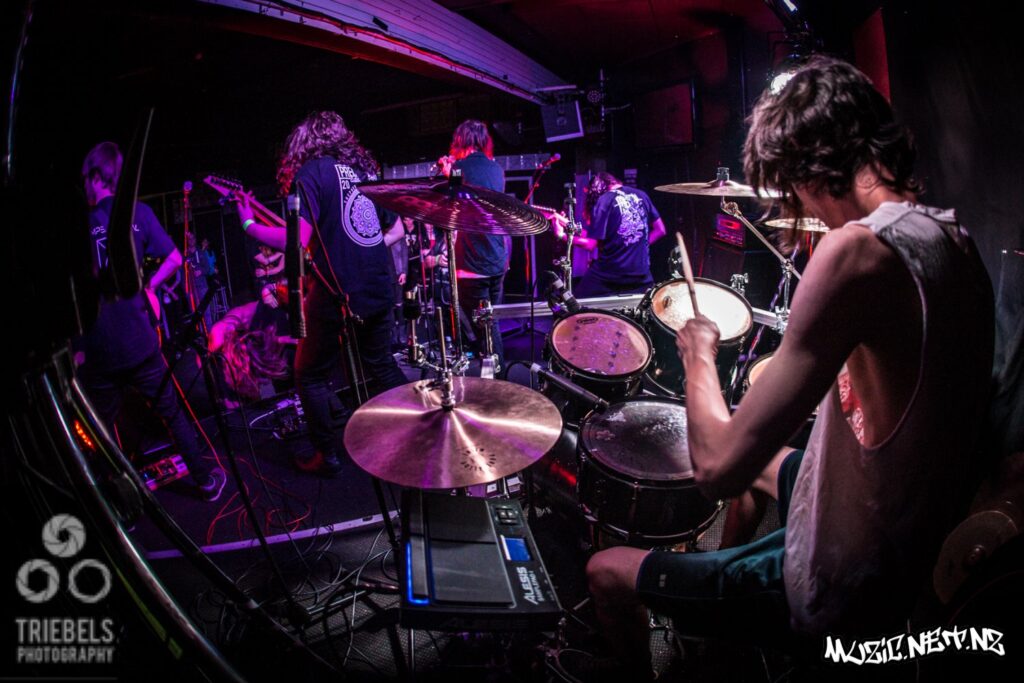 Temperamental (rock 4 Love) @ The Club Tavern 13/04/2019