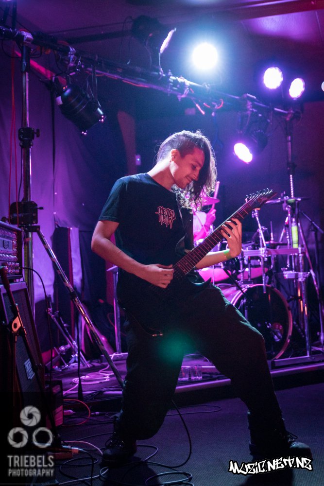 Temperamental (rock 4 Love) @ The Club Tavern 13/04/2019