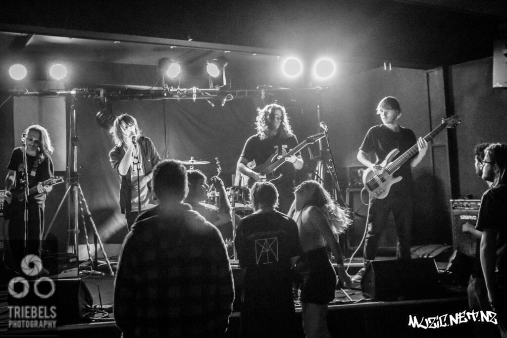 Temperamental (rock 4 Love) @ The Club Tavern 13/04/2019