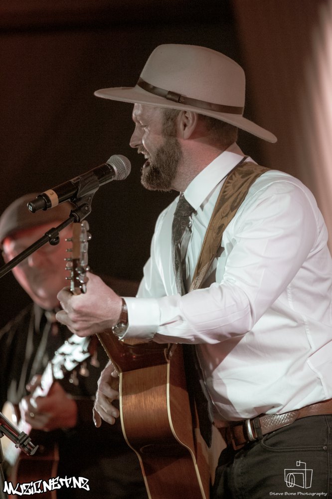 The Harmonic Resonators @ Auckland Folk Festival 2021, Kumeu Showgrounds, Auckland 29 31/01/2021