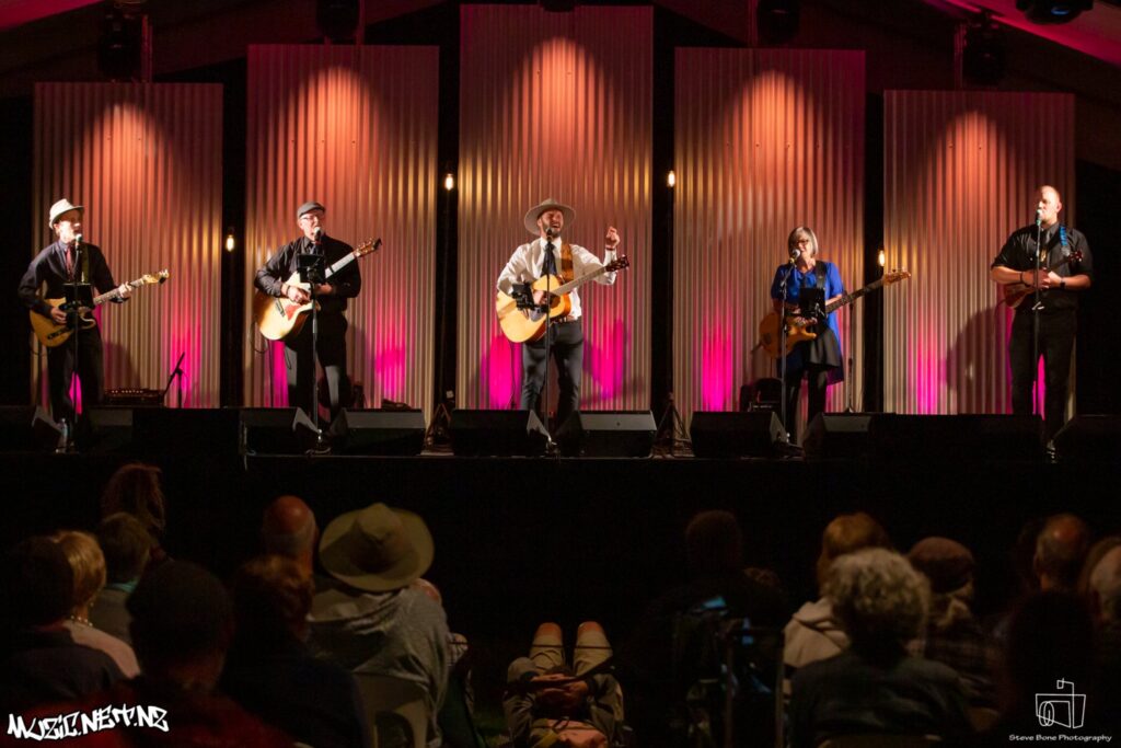 The Harmonic Resonators @ Auckland Folk Festival 2021, Kumeu Showgrounds, Auckland 29 31/01/2021