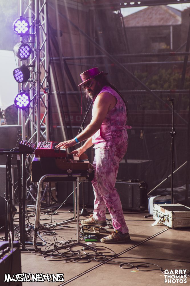 The Nudge @ Cubadupa 2021, Wellington Airport Nga Taniwha Stage, Wellington 27/03/2021