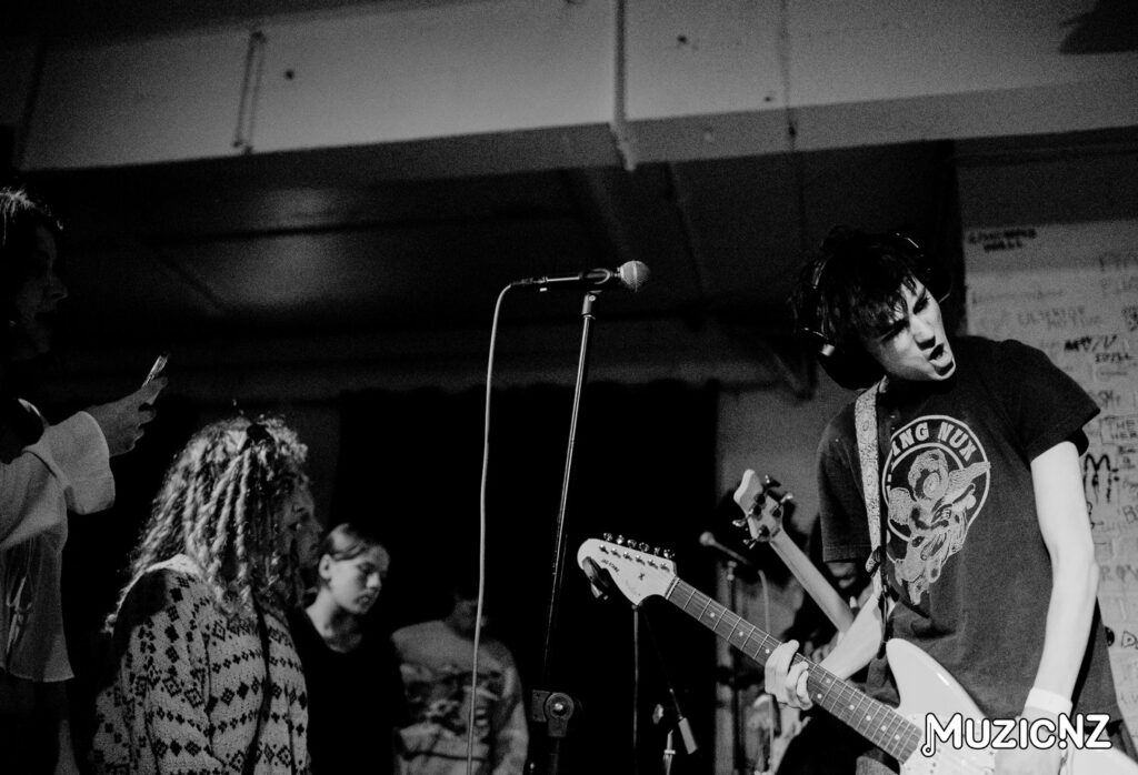 The Others Way @ Auckland 01/12/2013 Gallery 2