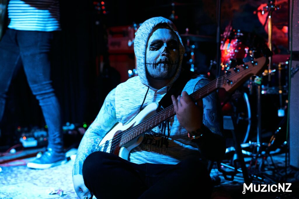 The Sun Gods @ The Thirsty Dog, Auckland 17/11/2023