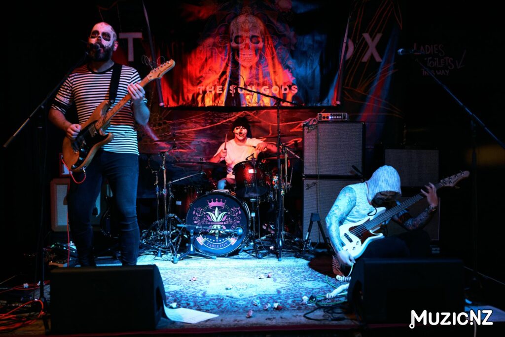 The Sun Gods @ The Thirsty Dog, Auckland 17/11/2023