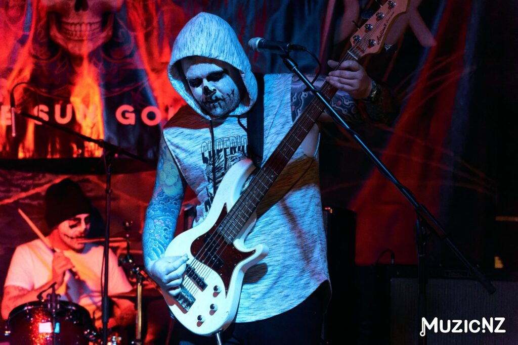 The Sun Gods @ The Thirsty Dog, Auckland 17/11/2023