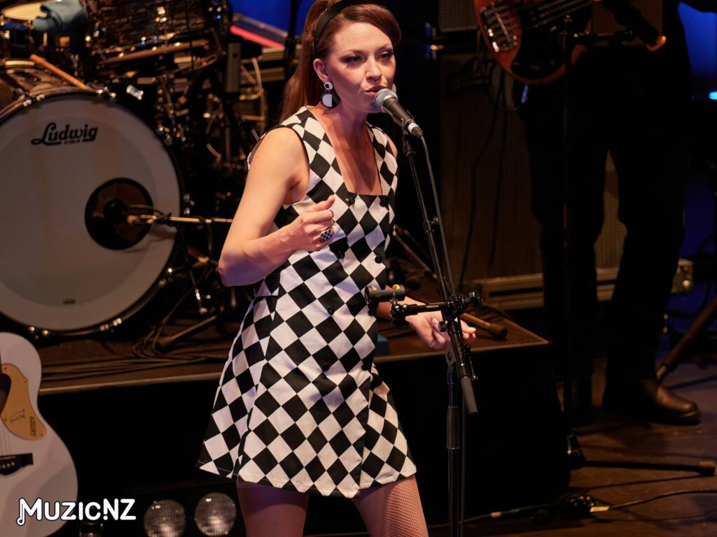 The Up Doos @ St James Theatre, Wellington 06/10/2023