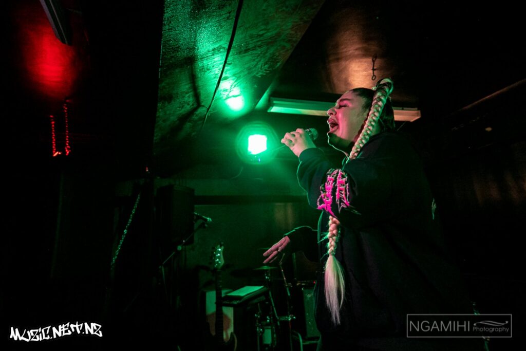 Theia @ Nivara Lounge, Hamilton 07/05/2021