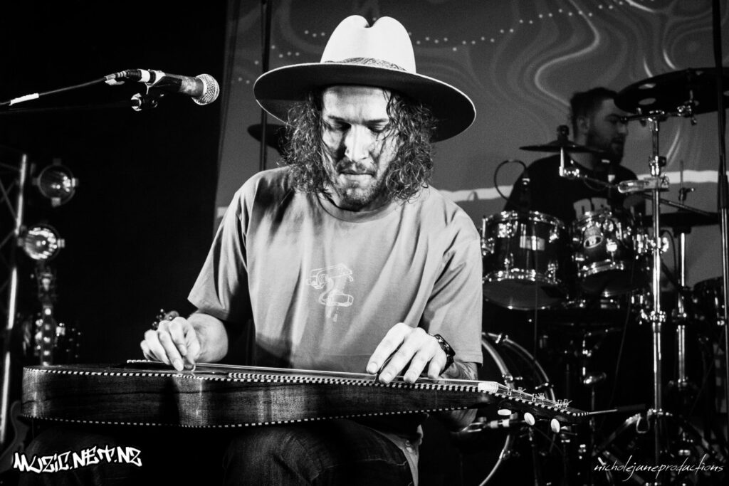 Thomas Oliver @ Totara Street, Mount Maunganui 09/10/2020