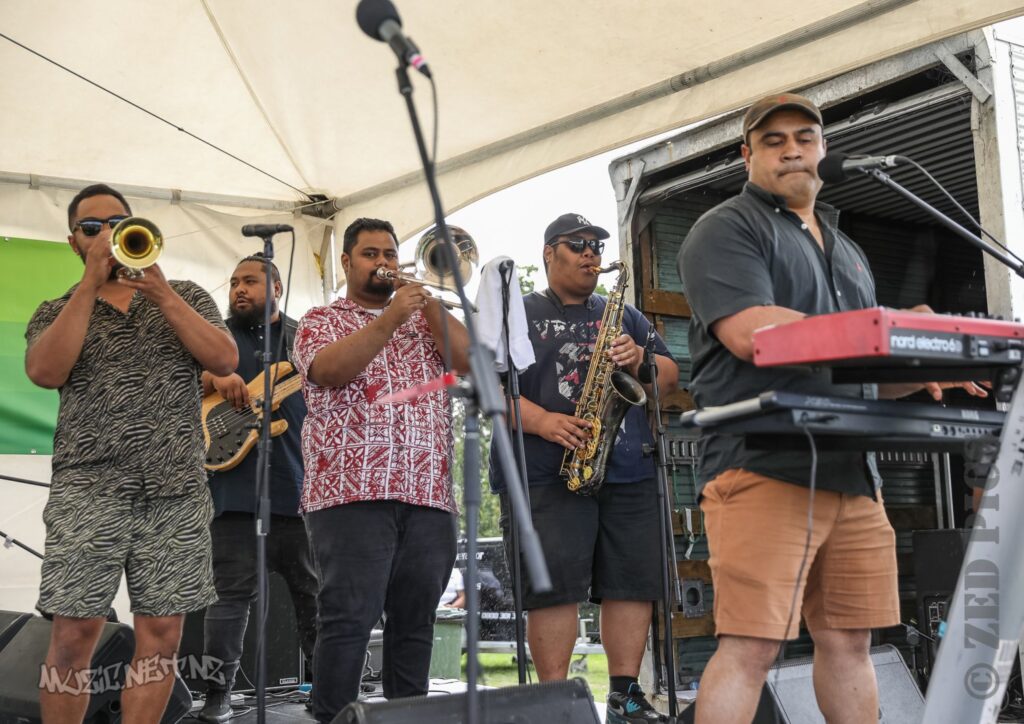 Three Houses Down @ Music In Parks, Maybury Reserve, Auckland 27/02/2021