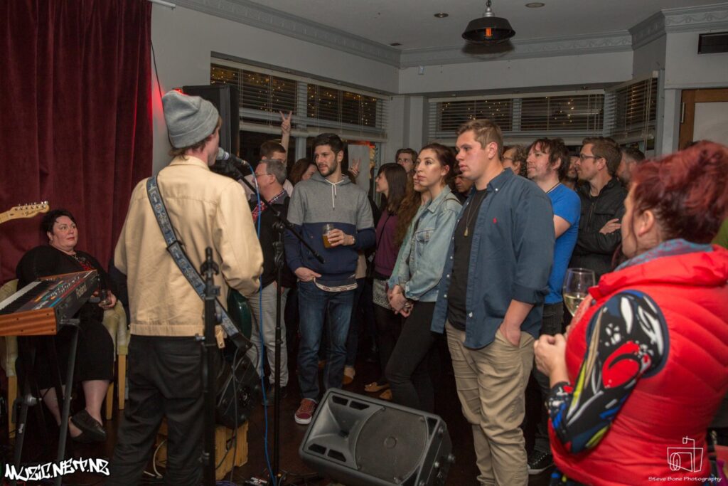 Toledo Springs @ Portland Public House, Auckland 09/09/2016