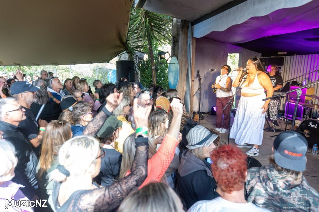 White Chapel Jak @ Ahipao, Waiheke 29/03/2024
