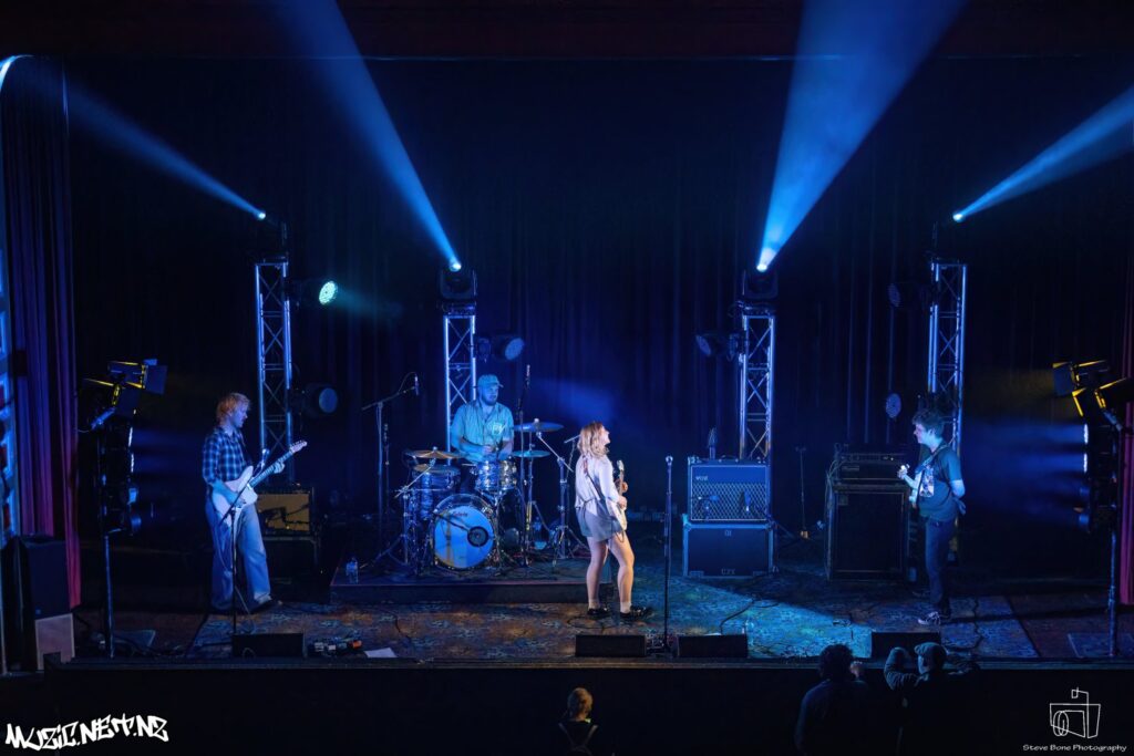 Wiri Donna @ Hollywood Avondale, Auckland 28/10/2022
