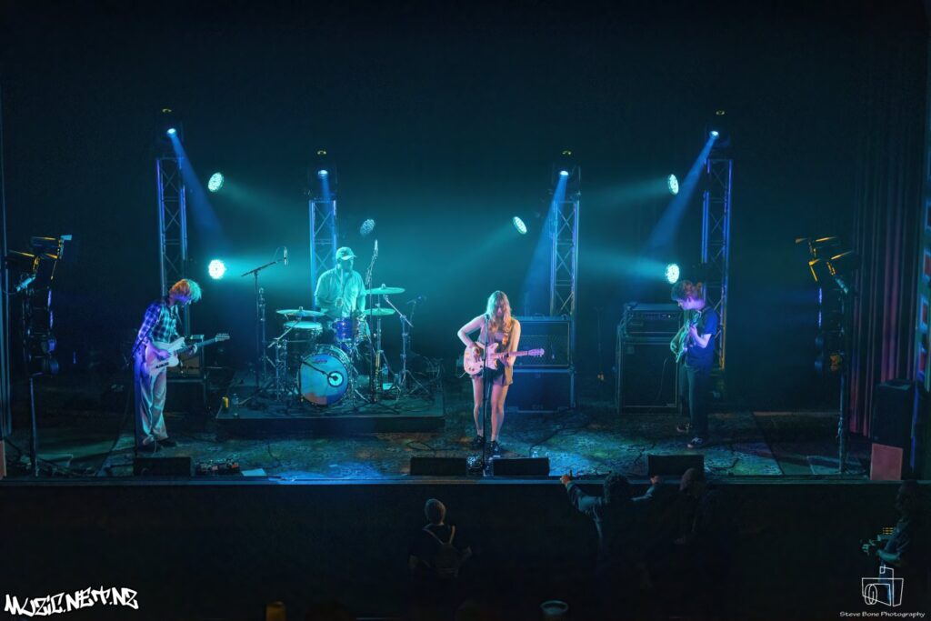 Wiri Donna @ Hollywood Avondale, Auckland 28/10/2022