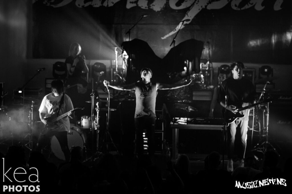 Written By Wolves @ The Glenroy, Dunedin 21/10/2022