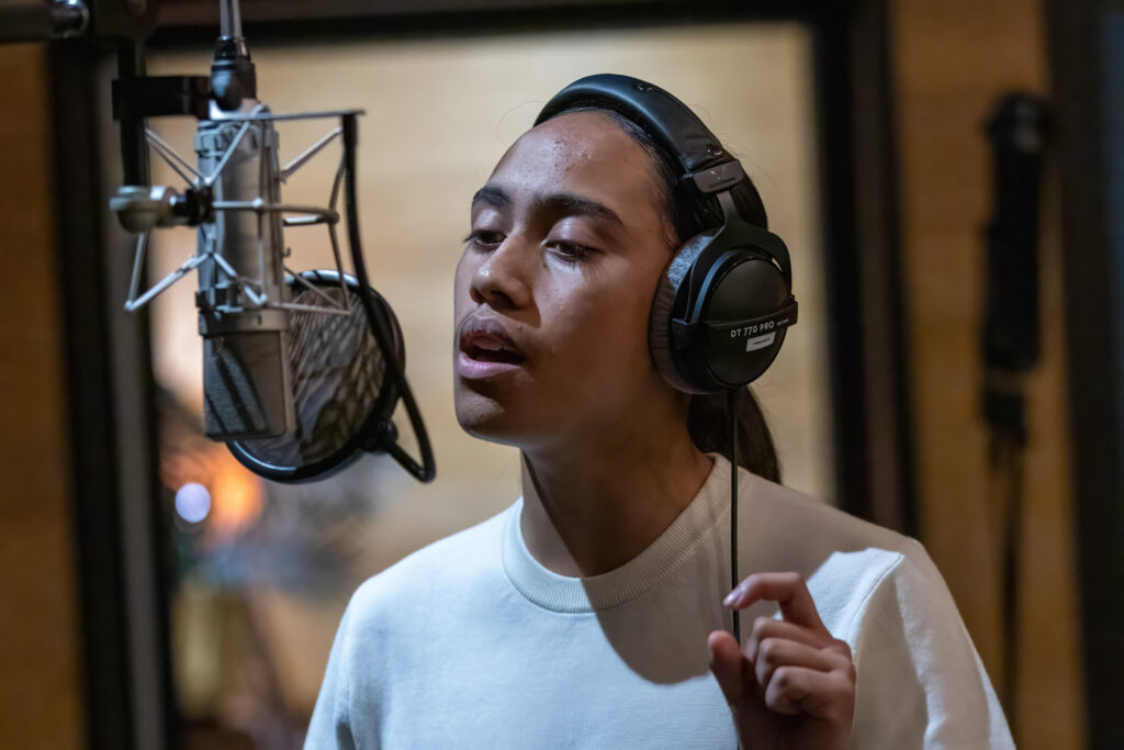 20251028 IhakaWhanarereTauri Parachute