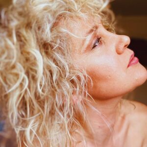 Ainslie Allen Releases 'don&rsquo;t Wanna Be Lonely'