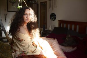 Aotearoa&rsquo;s Ema I&rsquo;u Releases The Ultimate Know Your Worth Anthem, 'top Shelf'