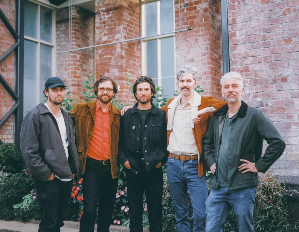 Aotearoa's Arthur Ahbez Shares Rockin' New Single 'sister' + Announces New Album