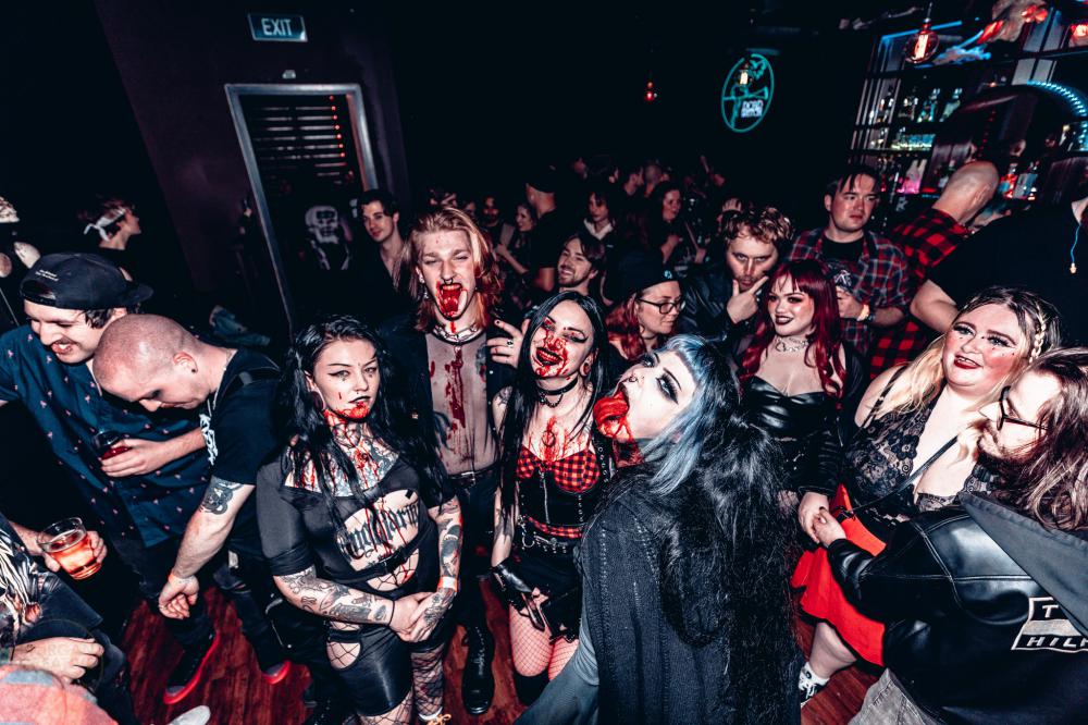 Auckland Prepares For Emo Apocalypse As My Chemical Romance Finally Arrives After Covid Related Cancellations