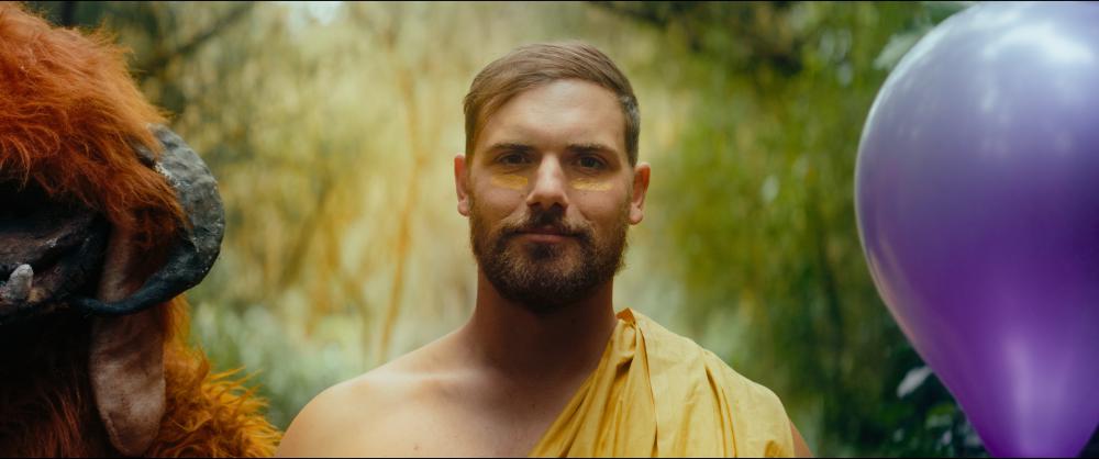 Beacon Bloom Creates Mind Bending Music Video For New Single: 'real'
