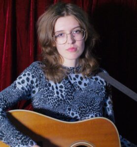 Beth Torrance Releases 'tiny Flowers' Ep