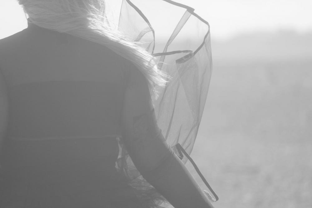 Christchurch Based Artist Emma Rutherford, Releases Haunting New Single 'living In Exile'