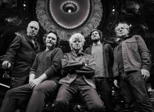 Crowded House Return With Uplifting Single 'oh Hi'