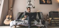 Ed Waaka Shares Soulful Statement With 'war On The Street'