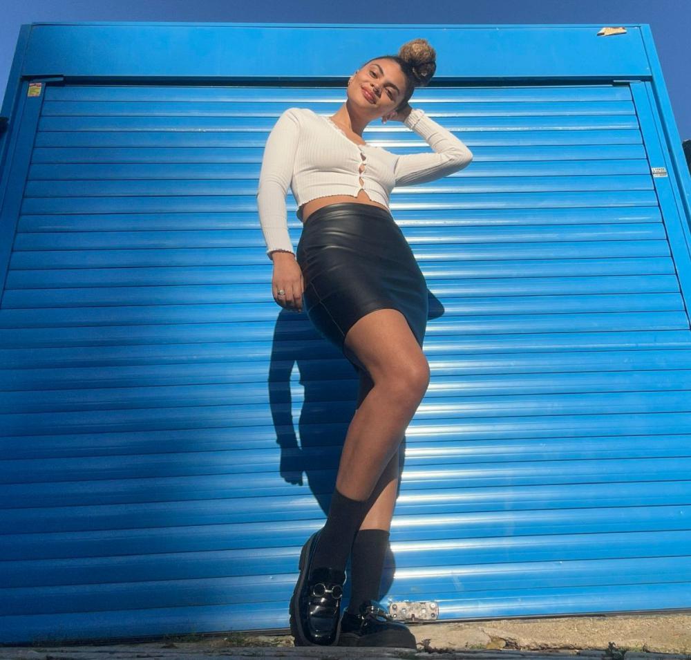 Estère Announces Support Acts For New Zealand Tour