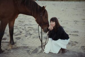 FĒi LÍn Releases Her New Single 'you Are The Mirror'