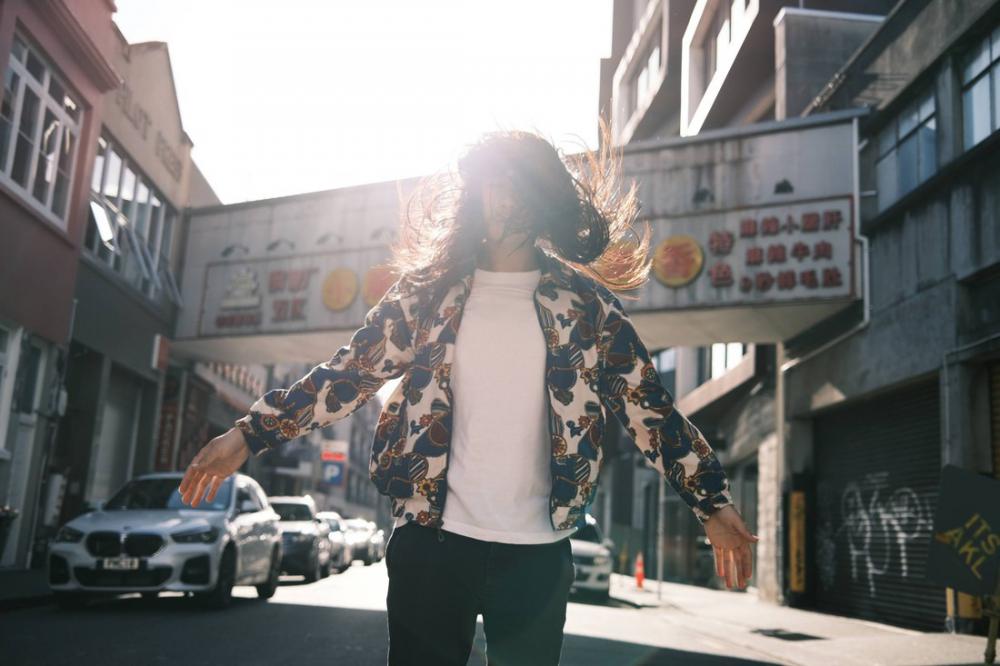 Geoff Ong Releases Catchy New Single 'waiting On What To Say'