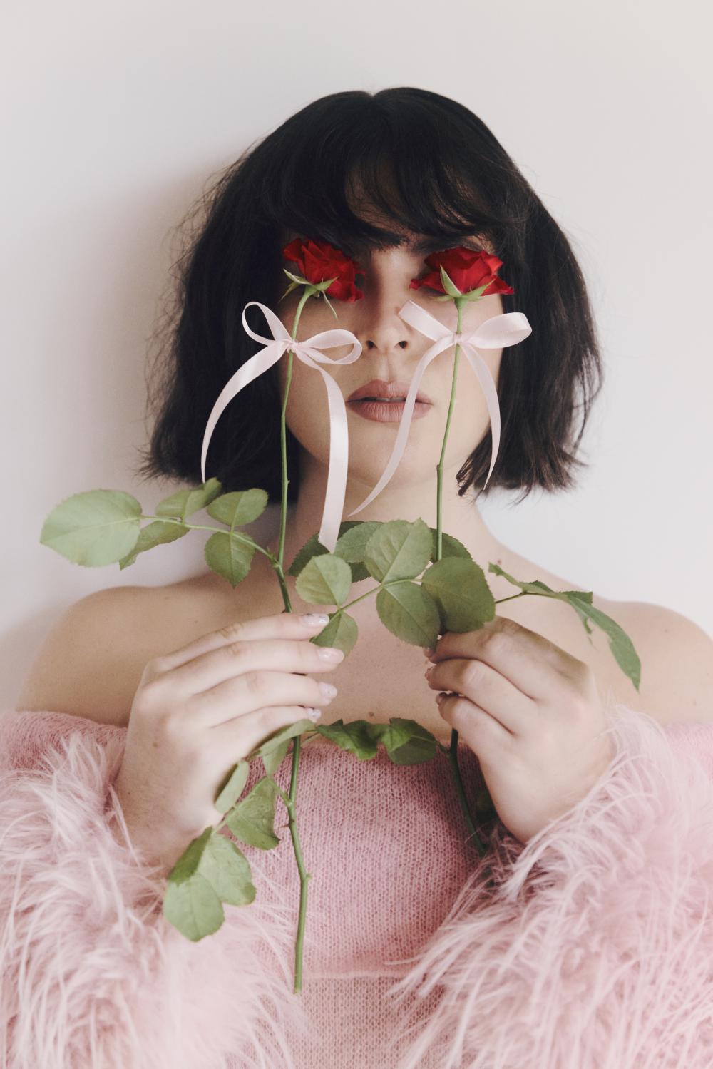 Georgia Lines Delivers Breathtaking New Single 'grow Old Without You', Ahead Of Forthcoming Debut Album