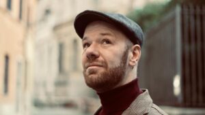 Graeme James Releases Single 'fireflies' Announces 'play One We All Know Volume Iii' And National Tour