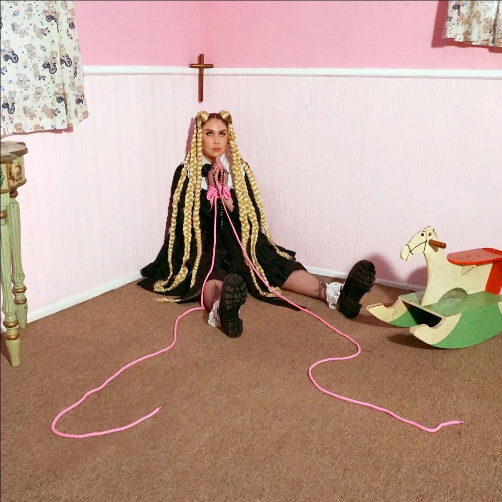 Hard N Fast With Hooks For Days Welcome To Theia's 'dollhouse'