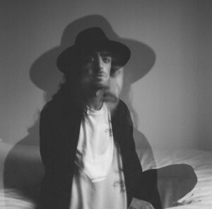 Harry Charles Kicks Off 2025 With Downtempo Track, 'b'