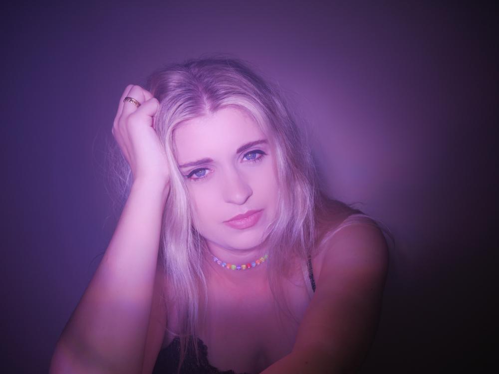 Indie Pop Artist Bridges Announces Ep Release Tour